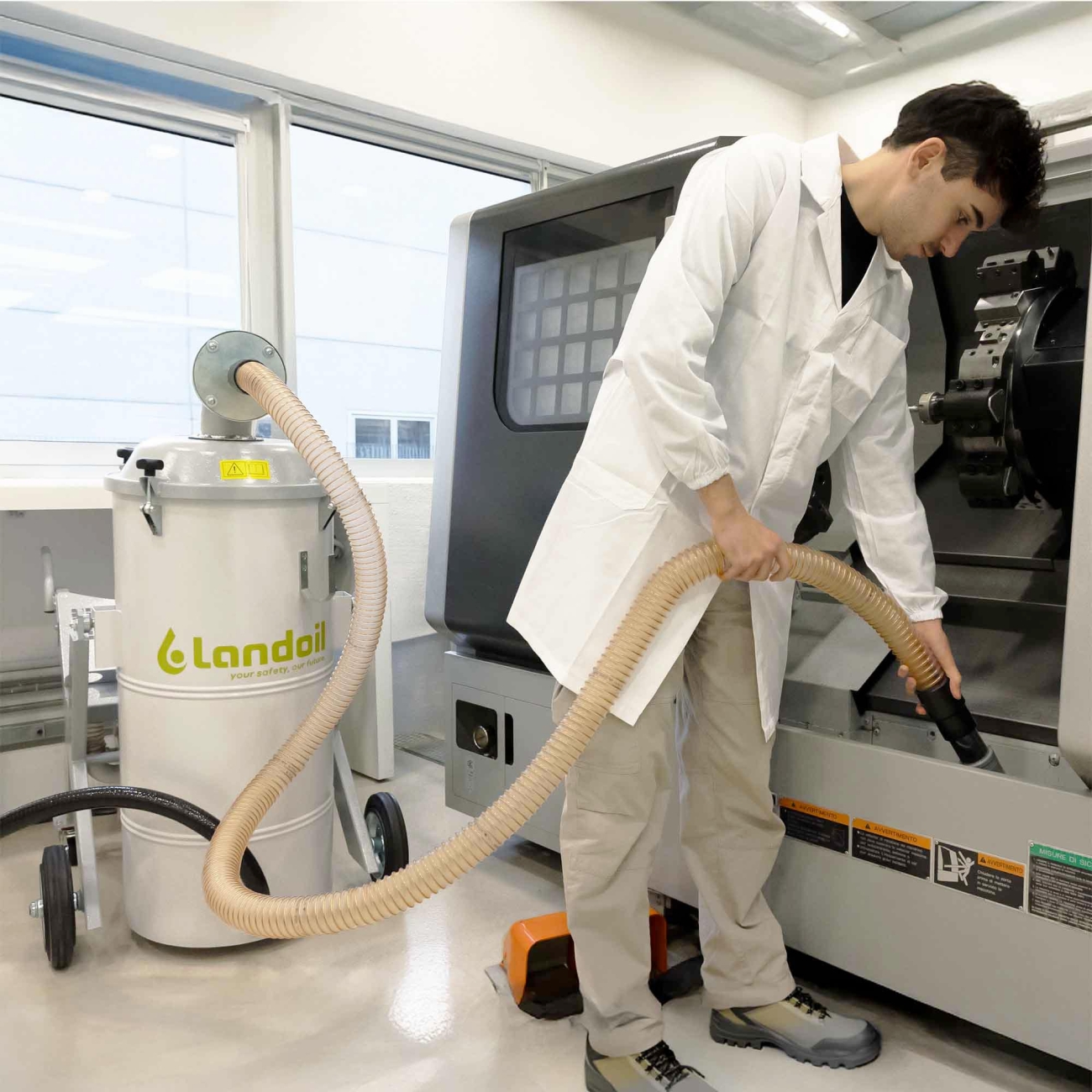 Industrial vacuum cleaners Twist Oil LANDOIL - Image 4